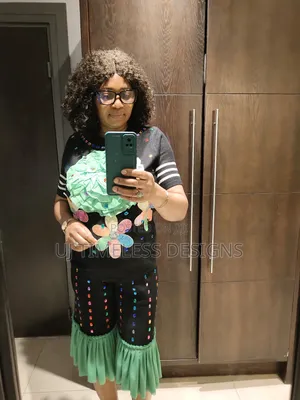 Photo - Lovely Two Piece Cloth