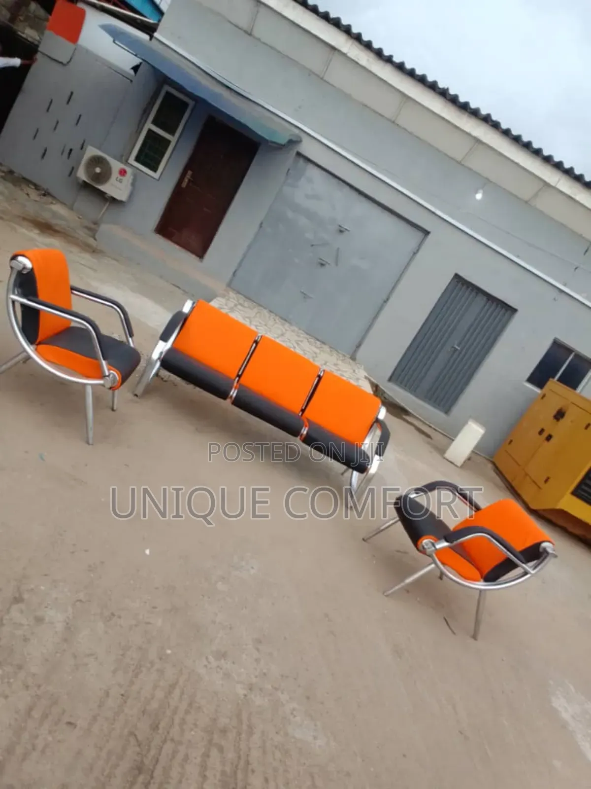 New Modern Luxurious 5 Seaters Leather Sofa Set