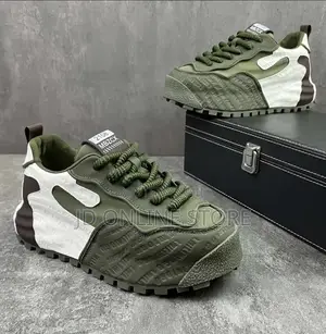 Photo - 1pair Vintage Style Men’S Chunky Sneakers.