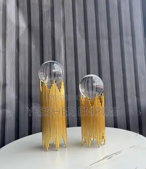Globe Home Decor Set