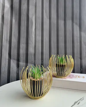 Round Cage Flower