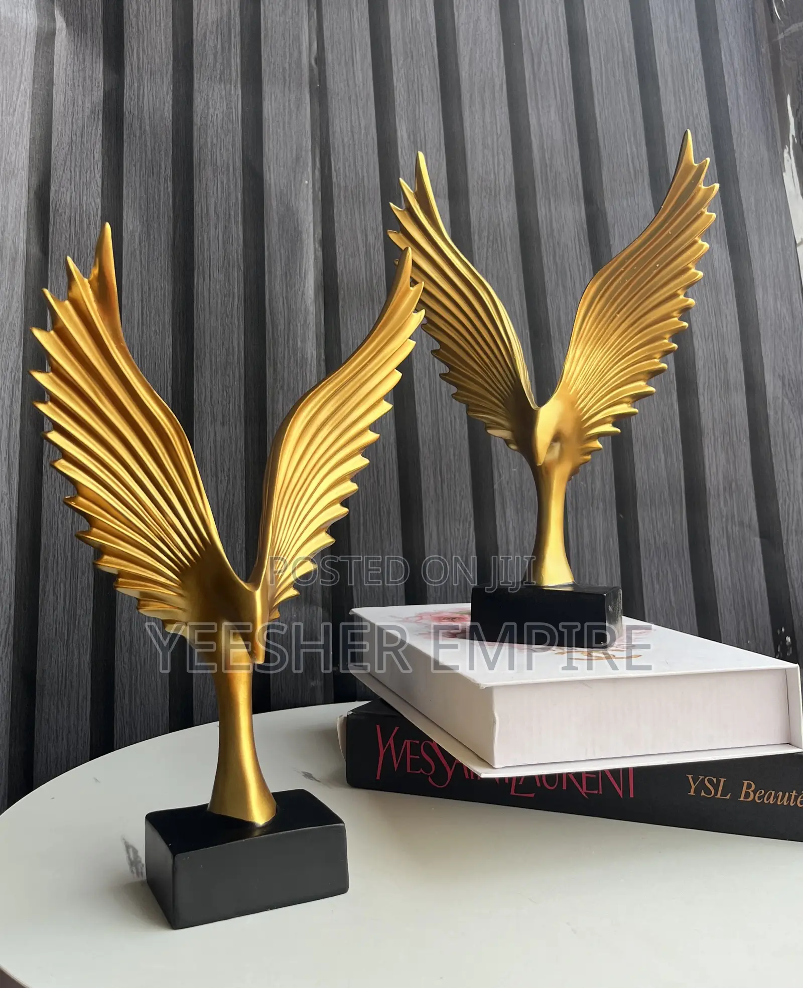 Eagle Decor Statue