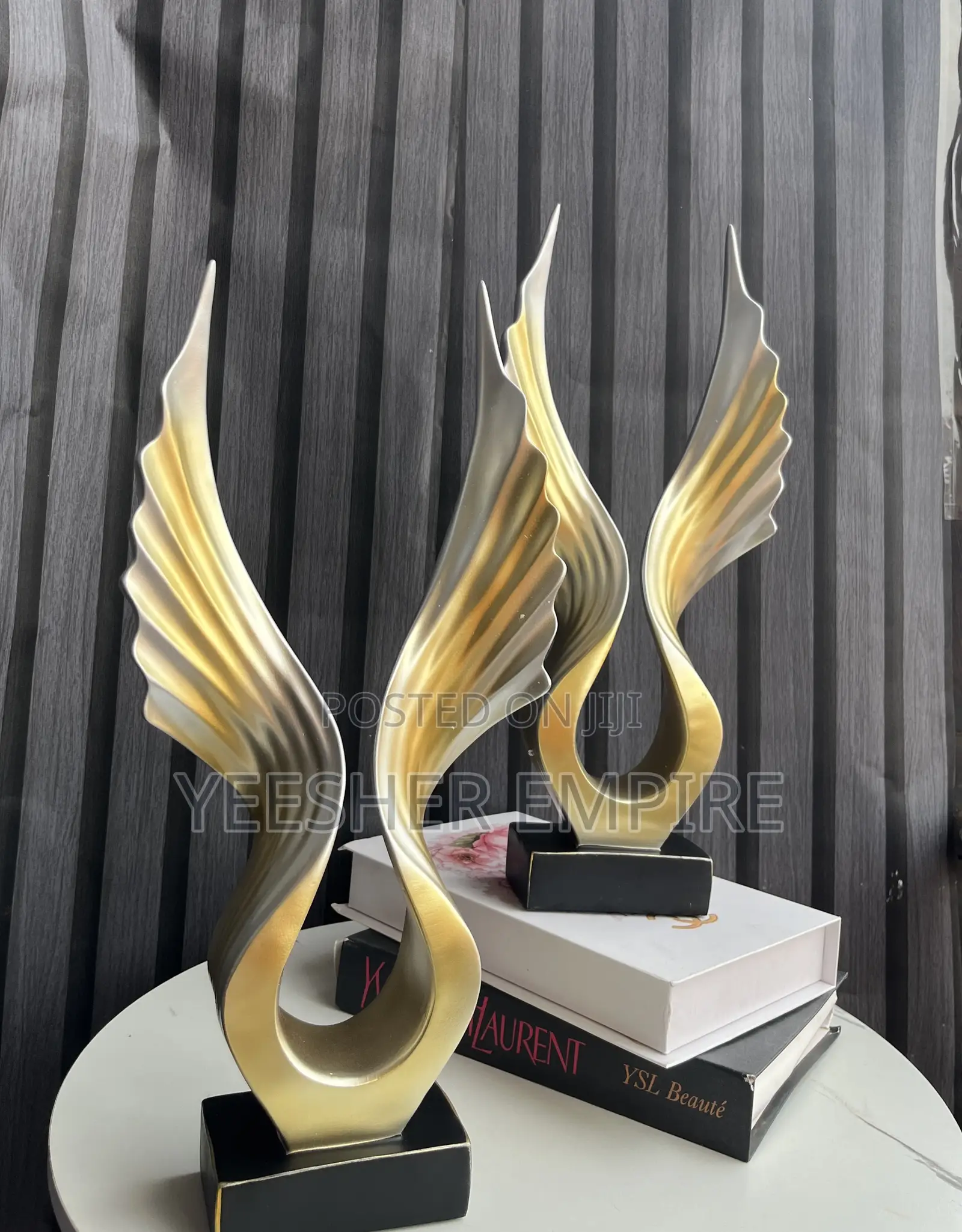Big Wing Decorative Figurine