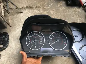 BMW F10 F01 F25 X3 Speed Clock/Instrument Cluster