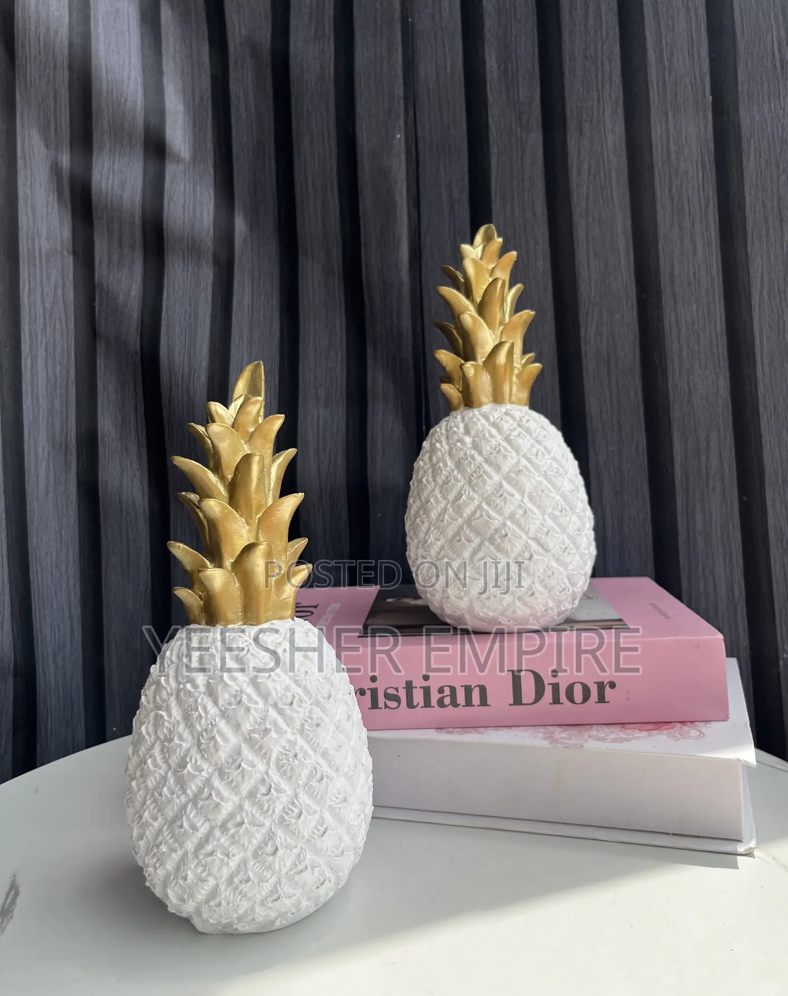 Pineapple Decor Statue