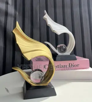 Swirl Globe Decor