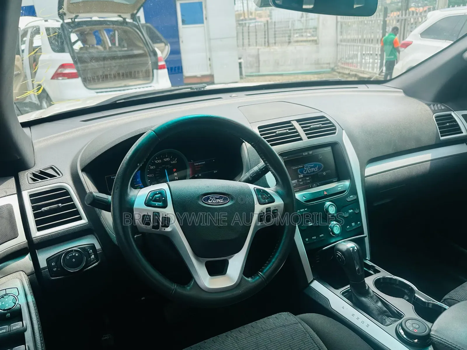 Ford Explorer 2015 White