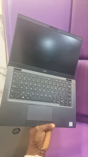 Laptop Dell Latitude 5300 16GB Intel Core I5 SSD 256GB