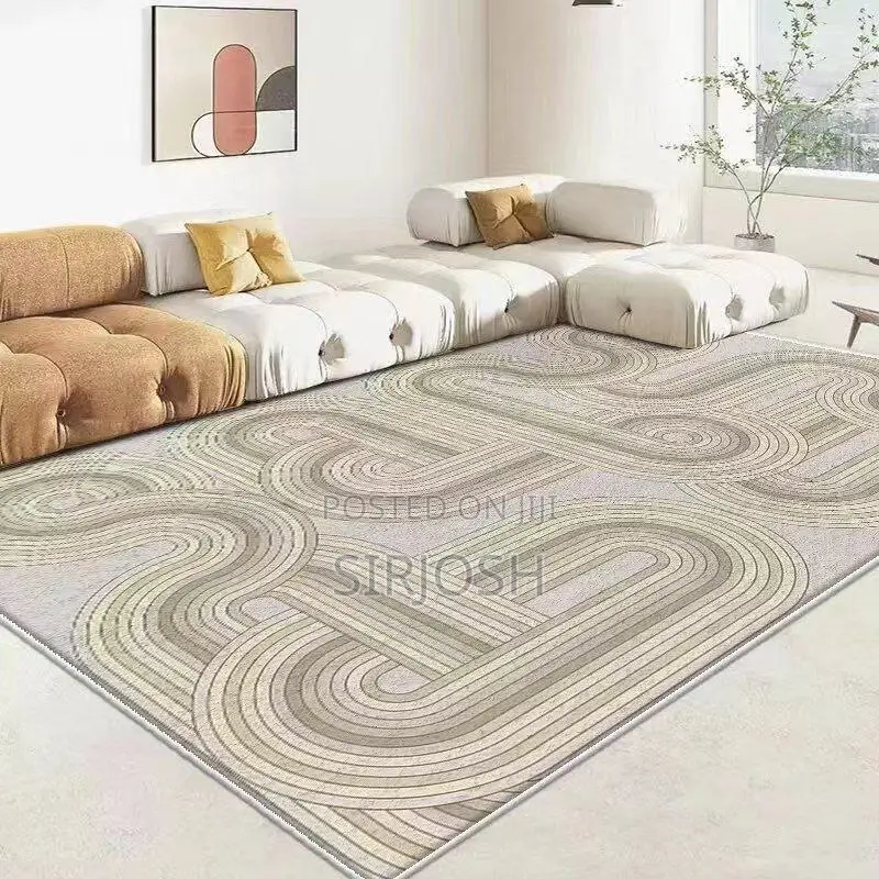 Fluffy Center Rug
