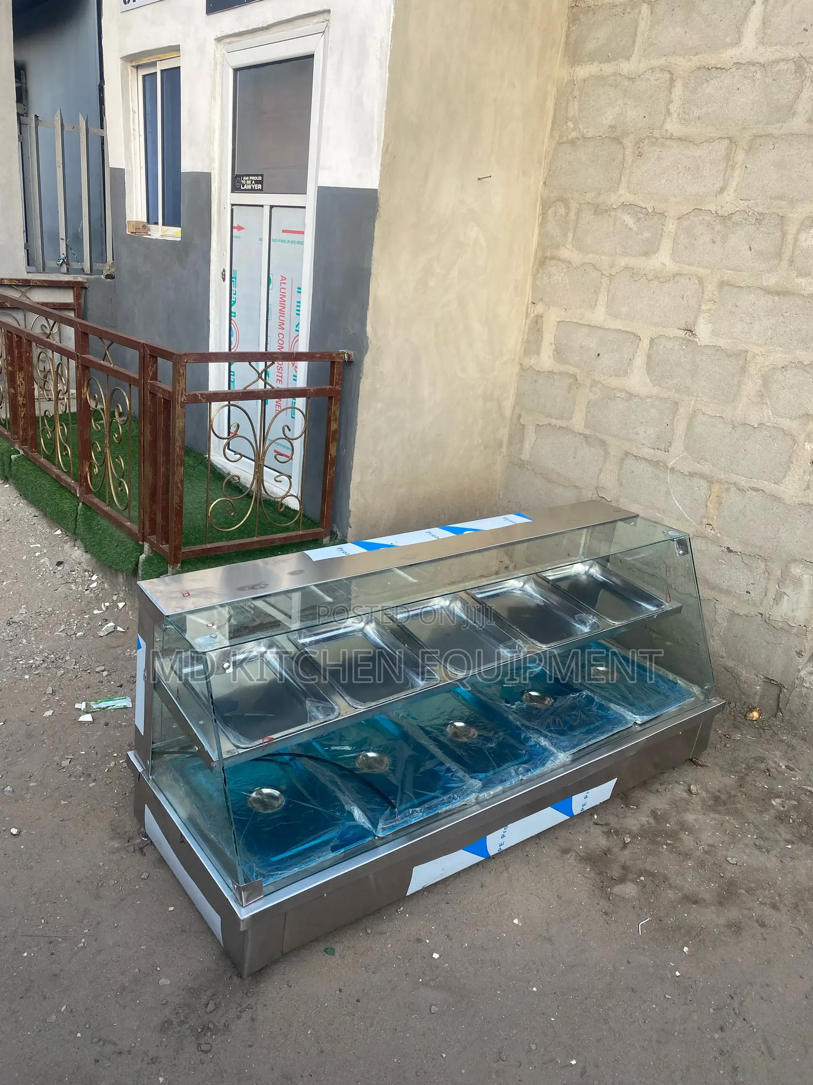 5 Plates Showcase Display Warma