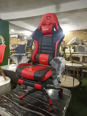 Executive Office Chair With Built-in Footrest