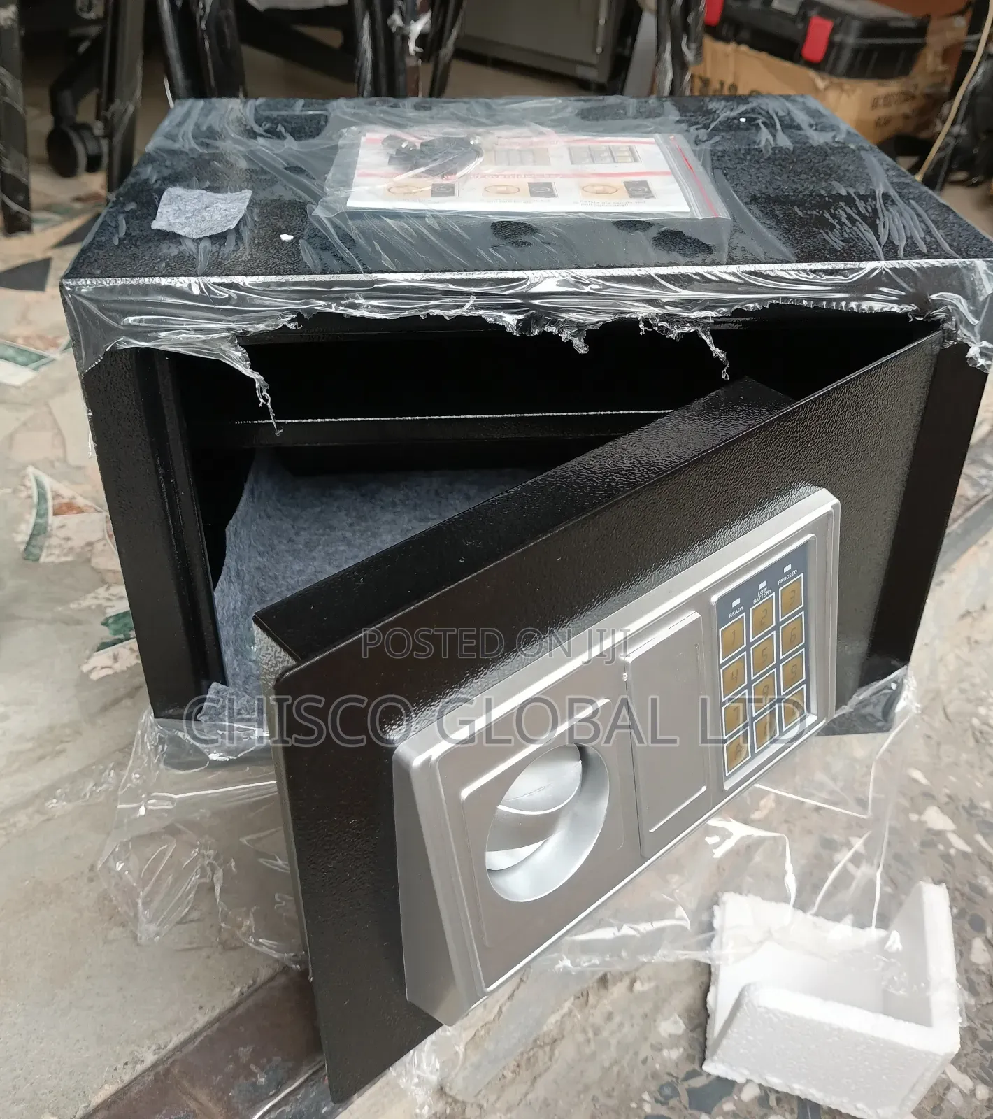 Digital Safe Box {E25b}