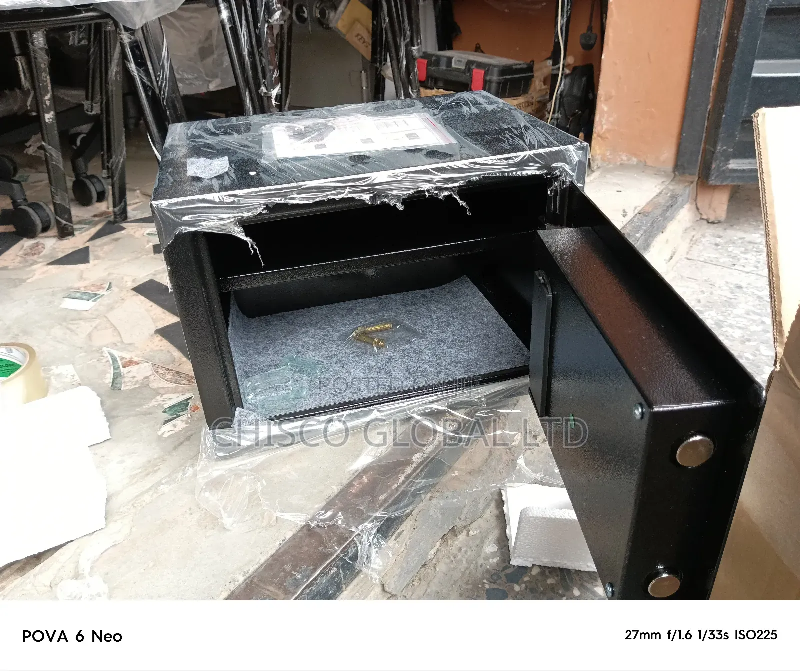 Digital Safe Box {E25b}