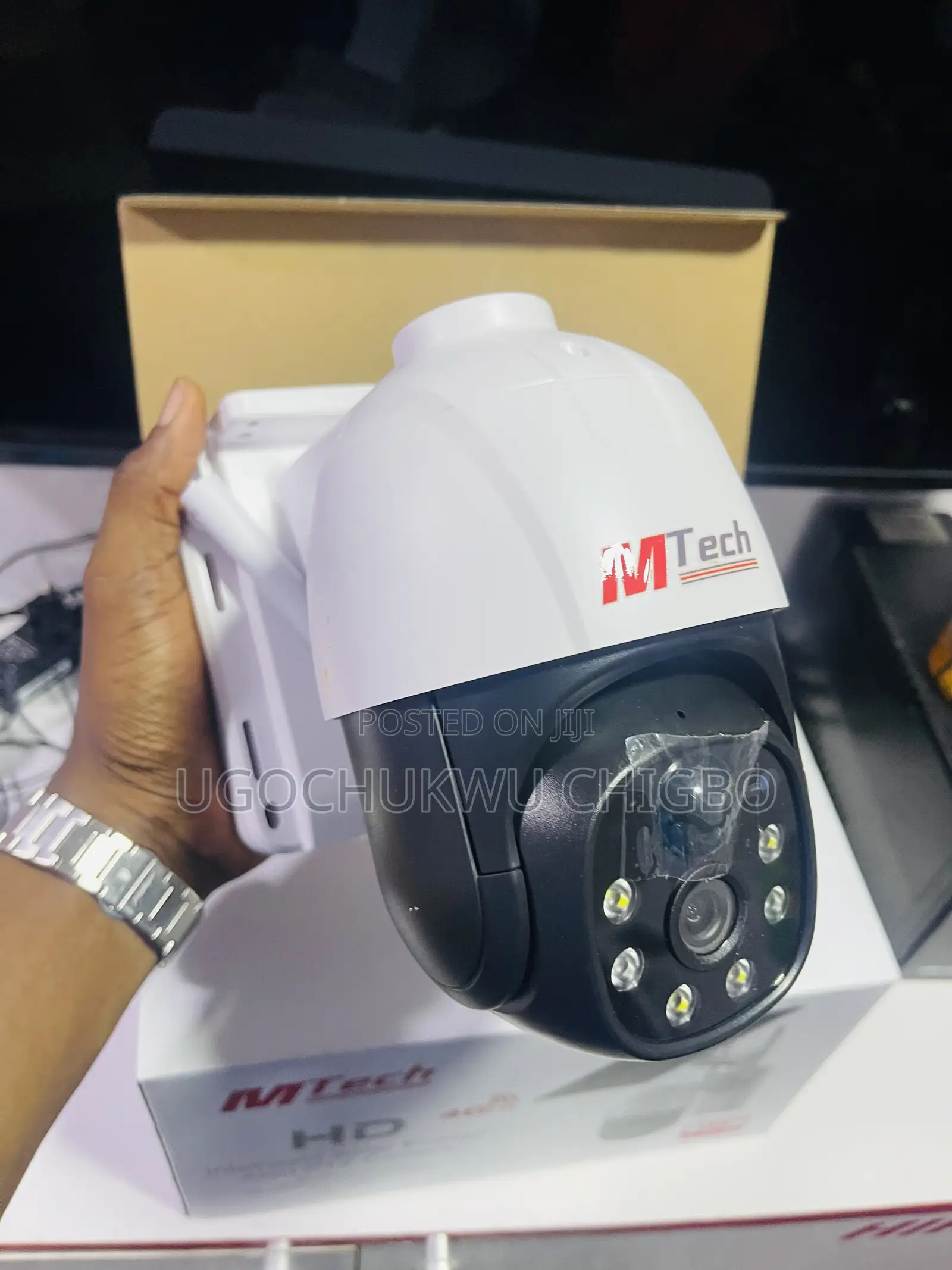 Solar PTZ 4g V380 Camera