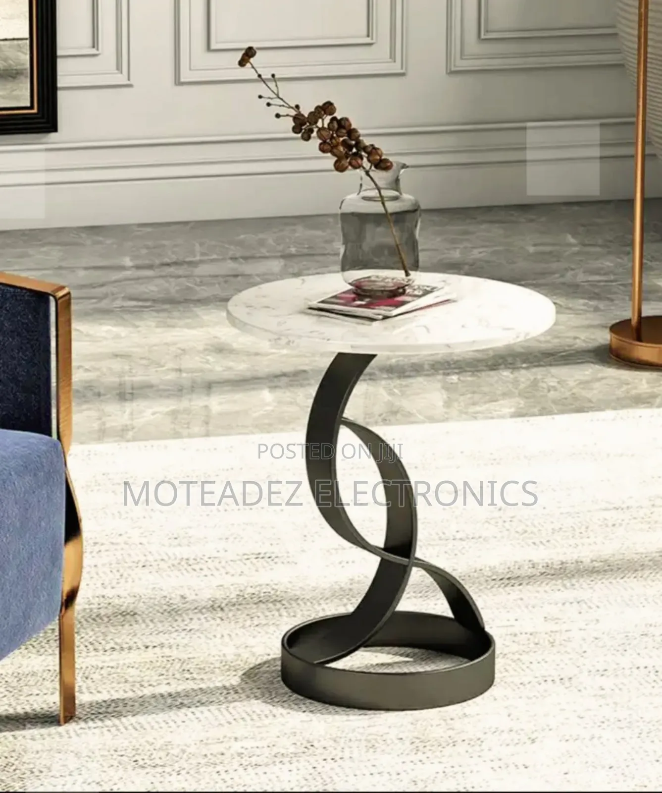 Creative Classic Nordic Modern Spiral Neck Side Table/Stool
