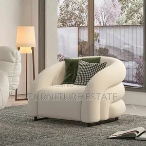 Photo - Contemporary Quality Lounge Chair