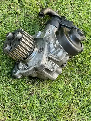 Injector Pump Amarok Diesel