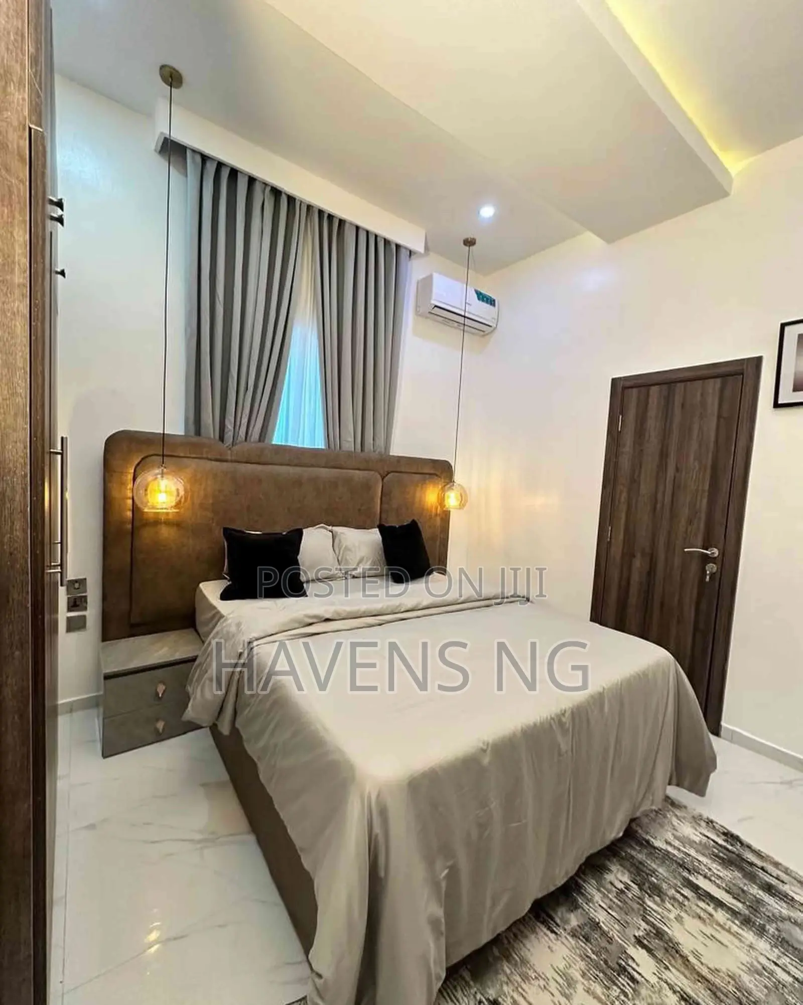 Luxury 4-Bedroom Self Compound for Short/Long Stay