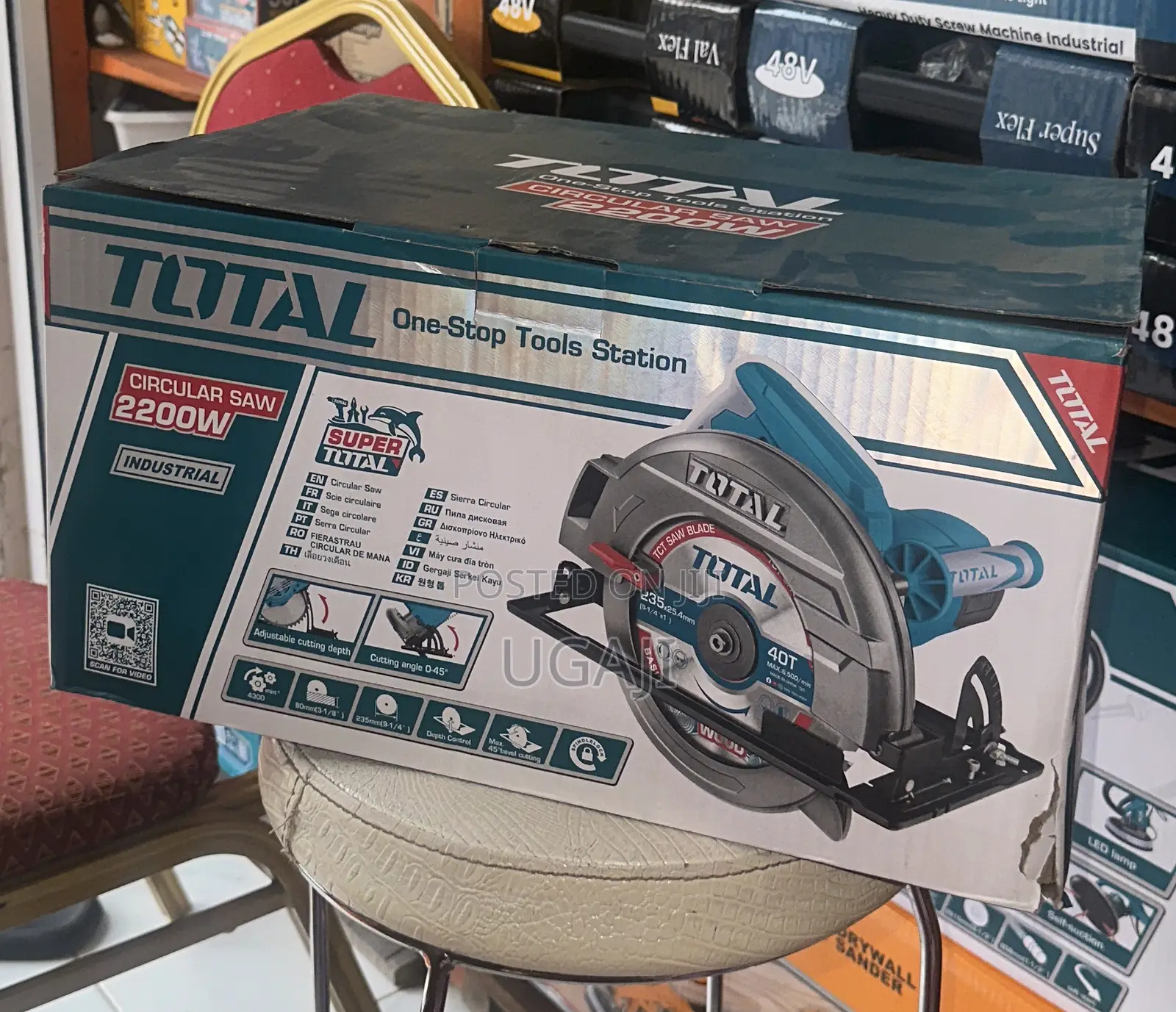 2,200w Total Circular Saw