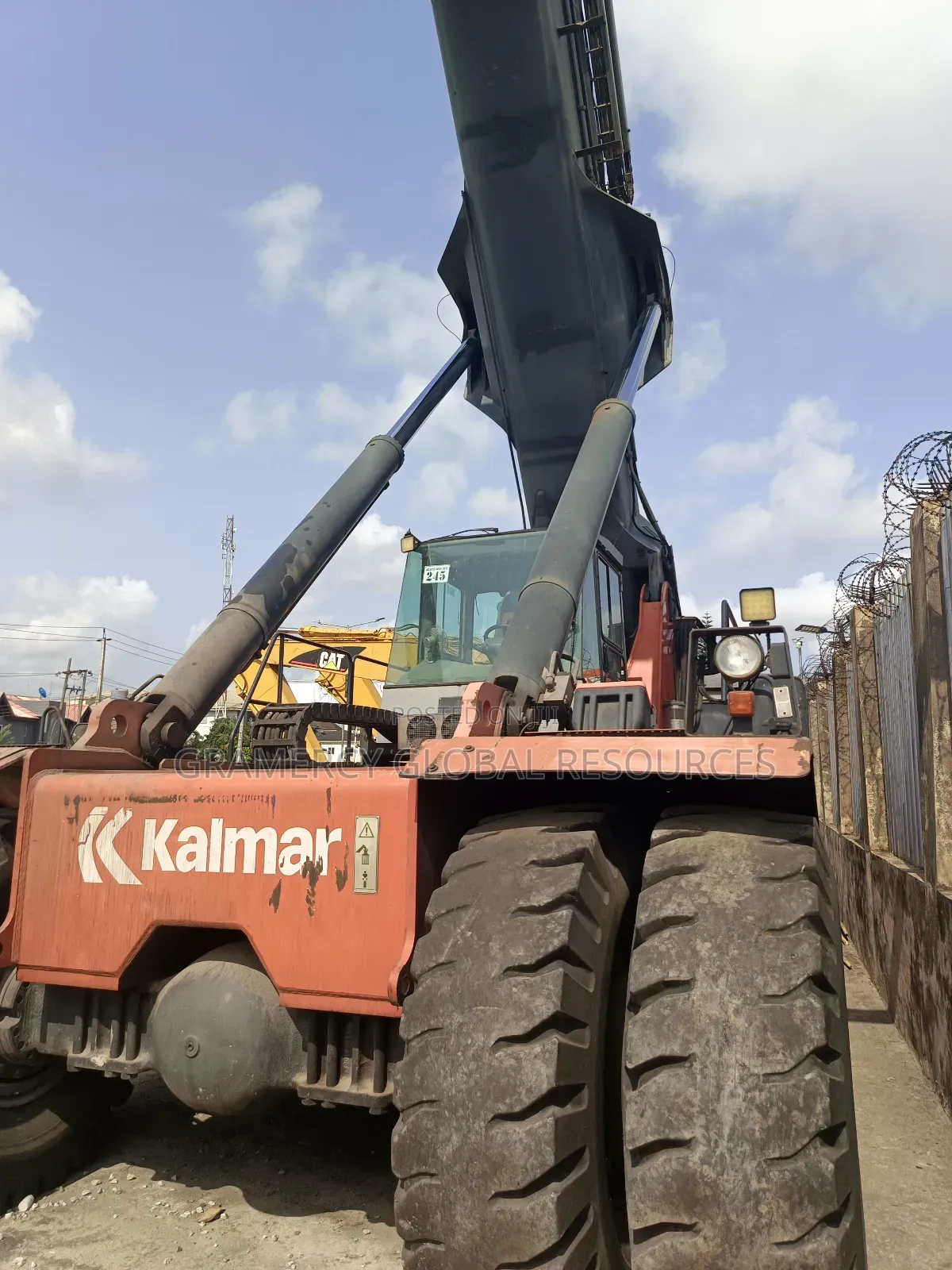 Foreign Used 45 Tons Kalmar Container Reach Stacker