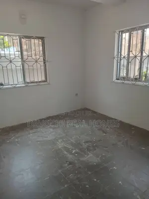 2bdrm Apartment in Lekki Right for rent