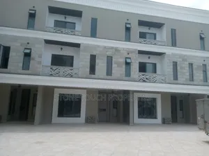 5bdrm Townhouse/Terrace in Fantasy Estate for sale