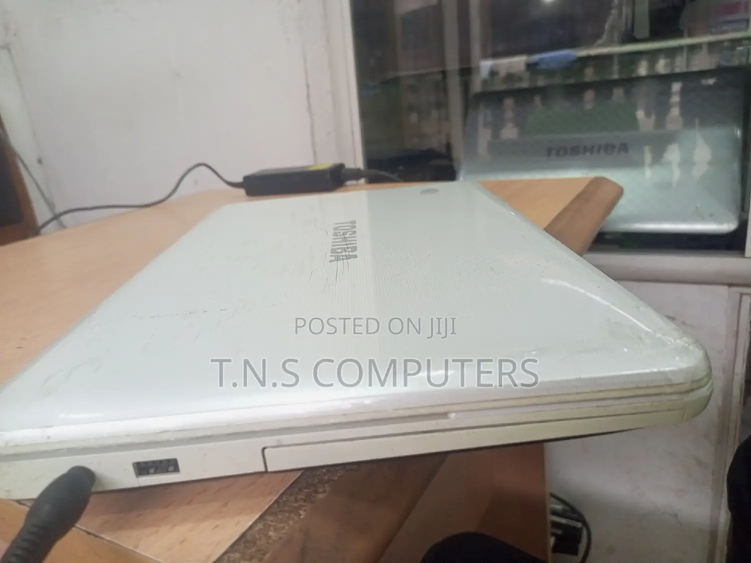 Laptop Toshiba Satellite L850 4GB Intel Core I3 HDD 320GB