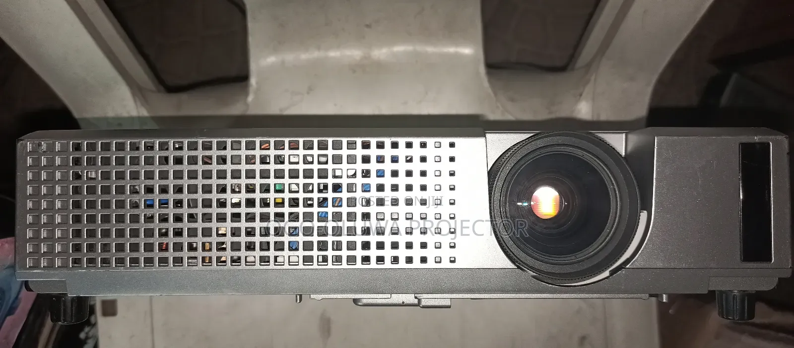 Hitachi Projector