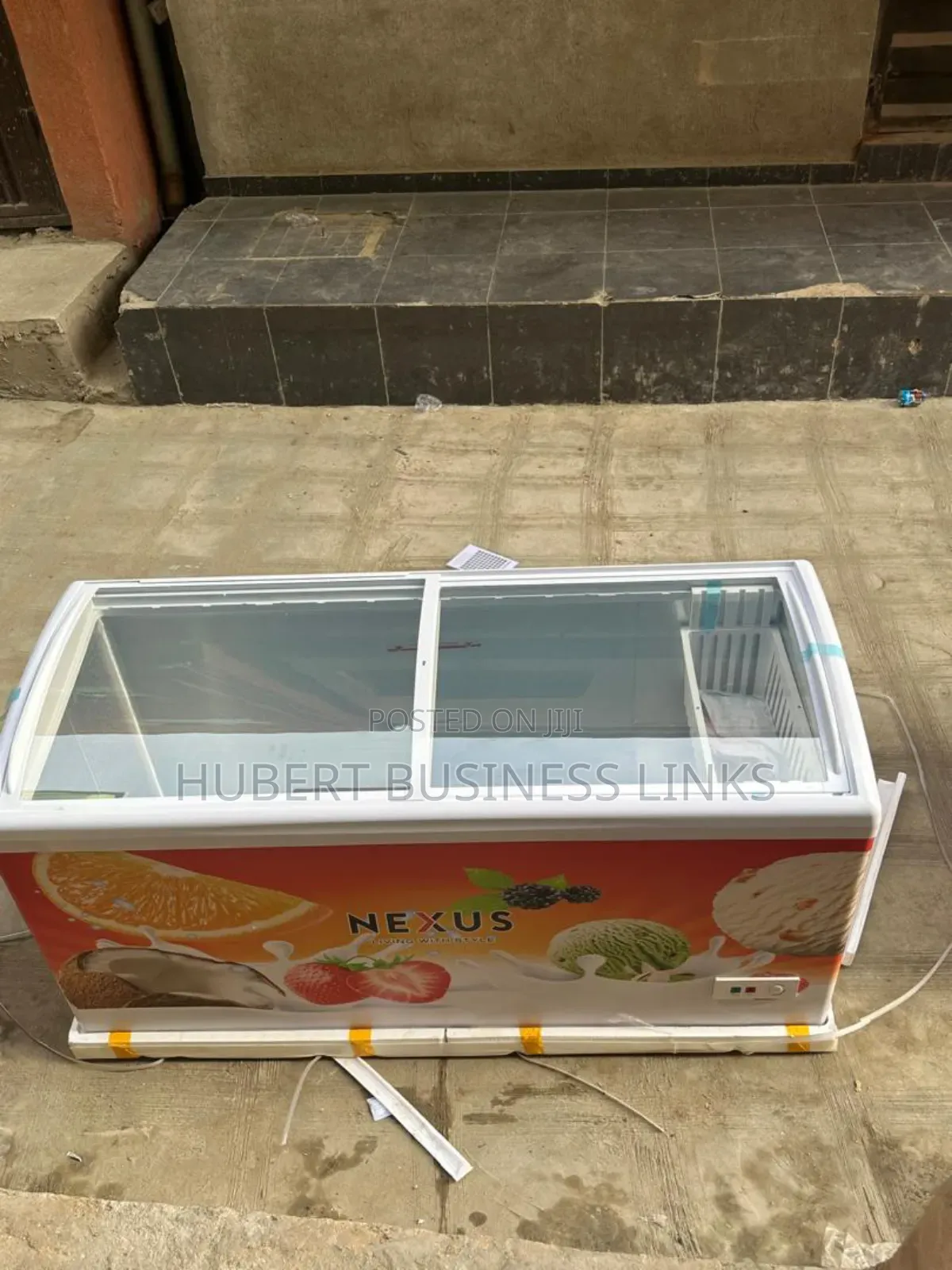 Display Showcase Fridge/Island Freezer
