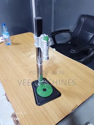 Bottle Crown Capping Sealing Machine