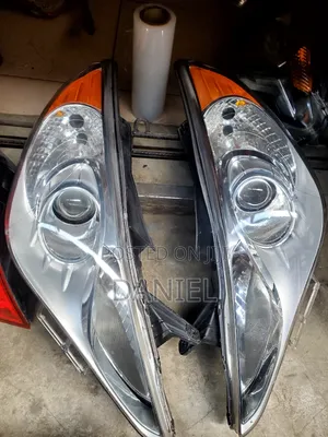 Hyundai Sonata 2013 Headlight