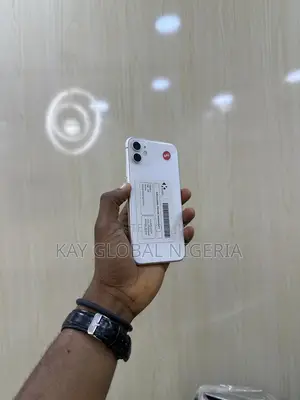 Apple iPhone 11 64 GB White