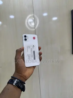 Apple iPhone 11 64 GB White