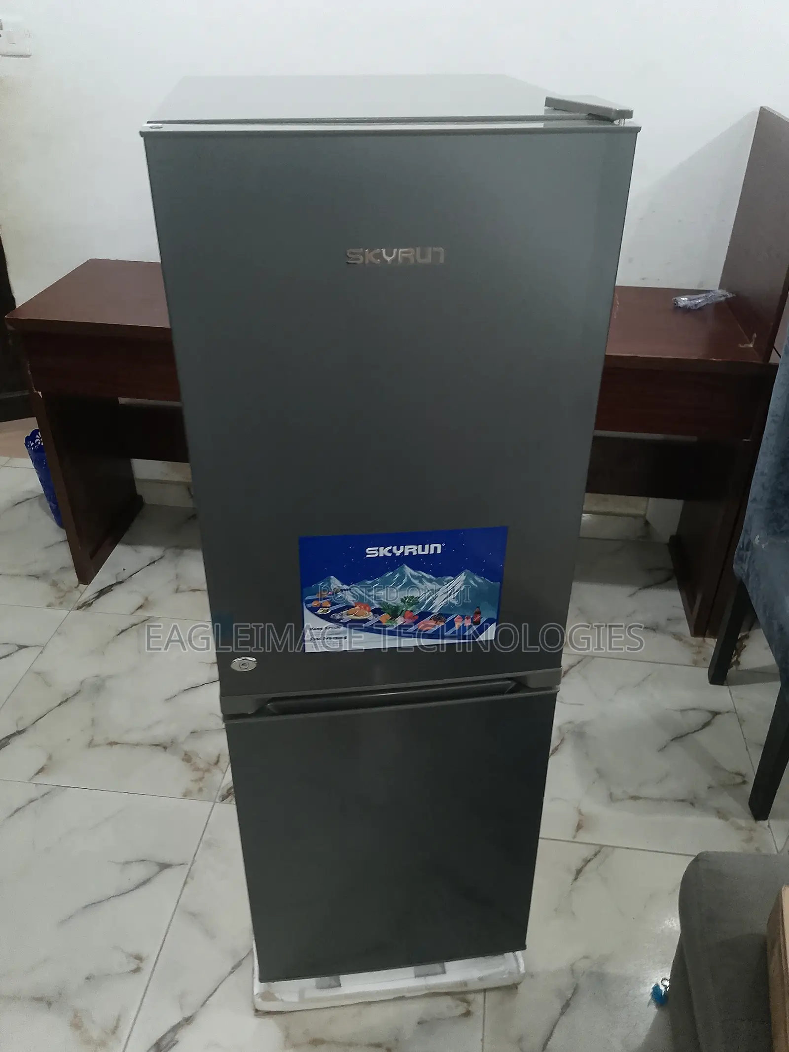 Skyrun Fresh Valut 170l Double Door Refrigerator BCD-