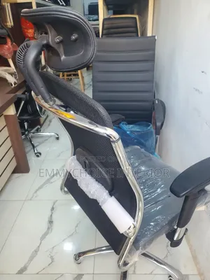 Super Executive Office Chair With Headrest