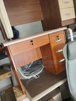 Office Unique Table 3ft