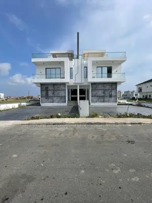 5bdrm Duplex in Ikate for sale