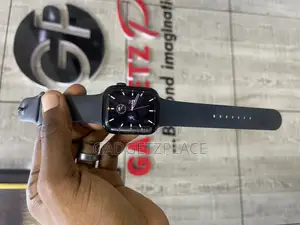 Apple Watch Series 8