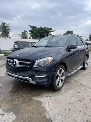 Mercedes-Benz GLE-Class GLE 350 2017 Blue