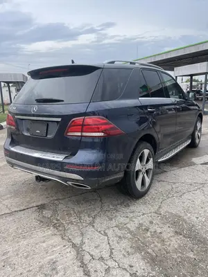 Mercedes-Benz GLE-Class GLE 350 2017 Blue