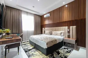 Luxury 2 Bedroom Apartment.