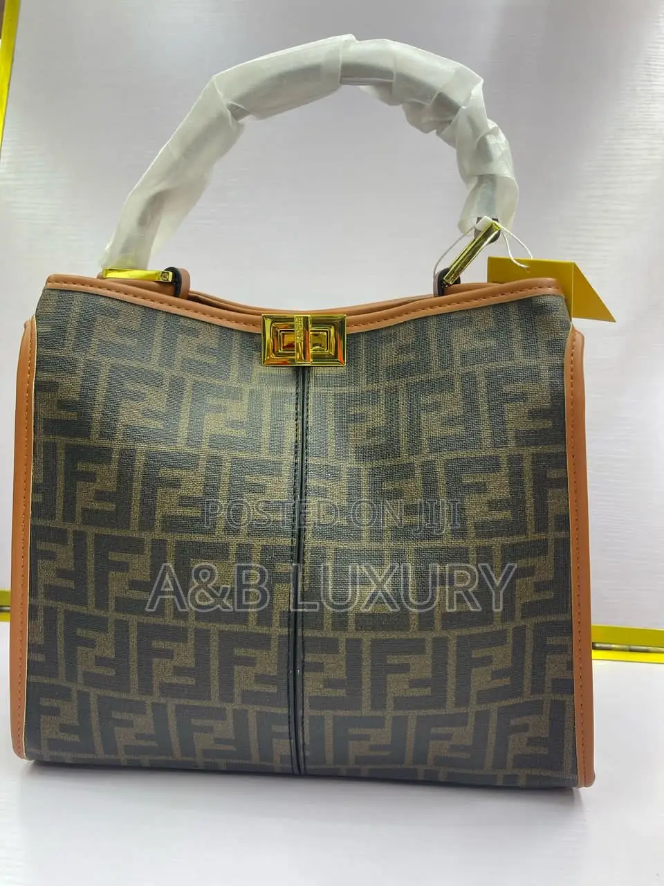High Quality Fendi Bug Bag
