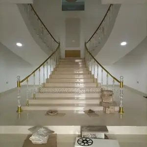 Crystalspectacle Rail