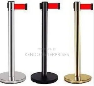 Retractable Crowd Control