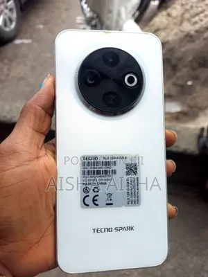 Tecno Spark 30C 128 GB White