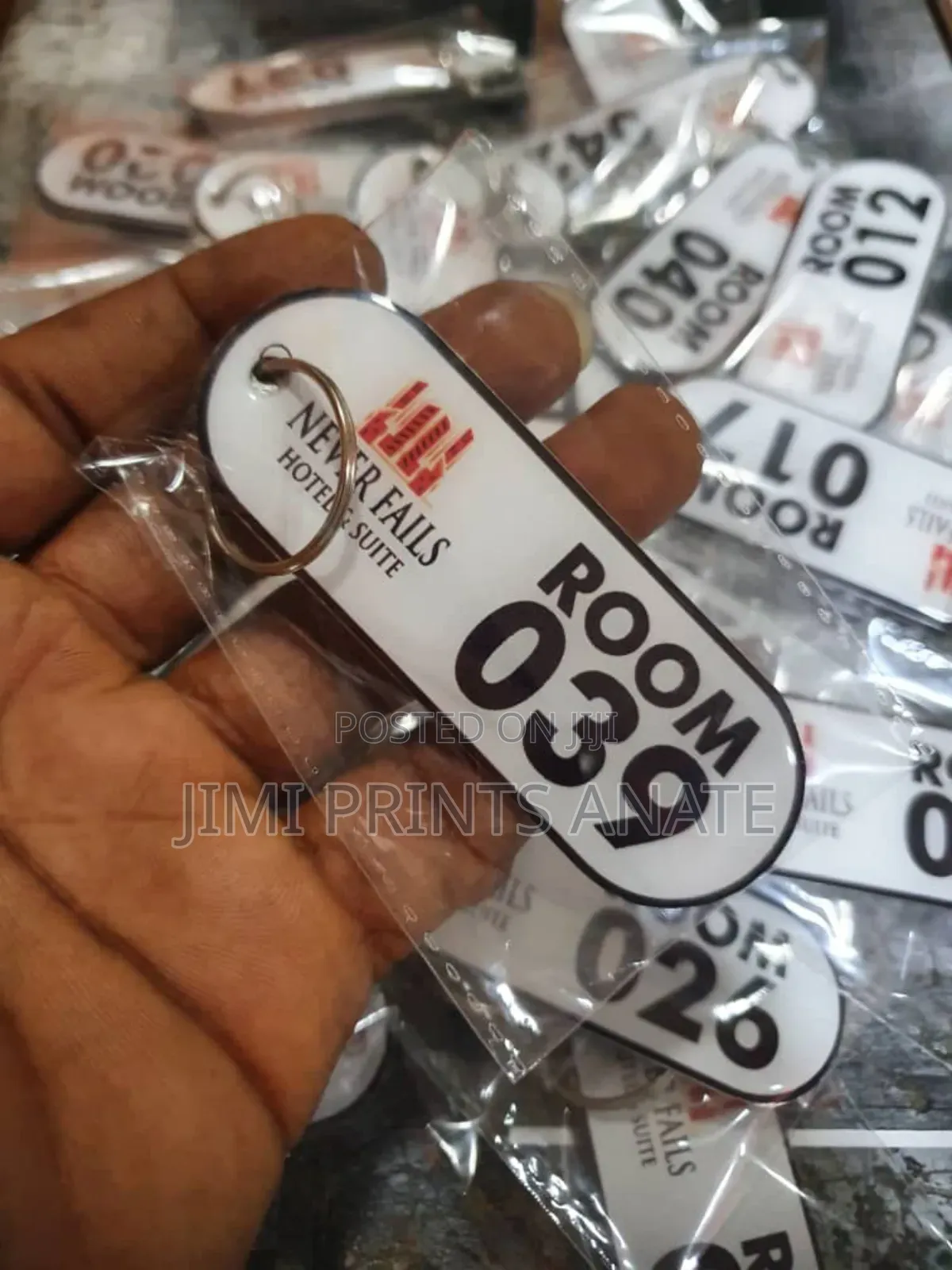 Dome Tag With Room Keys