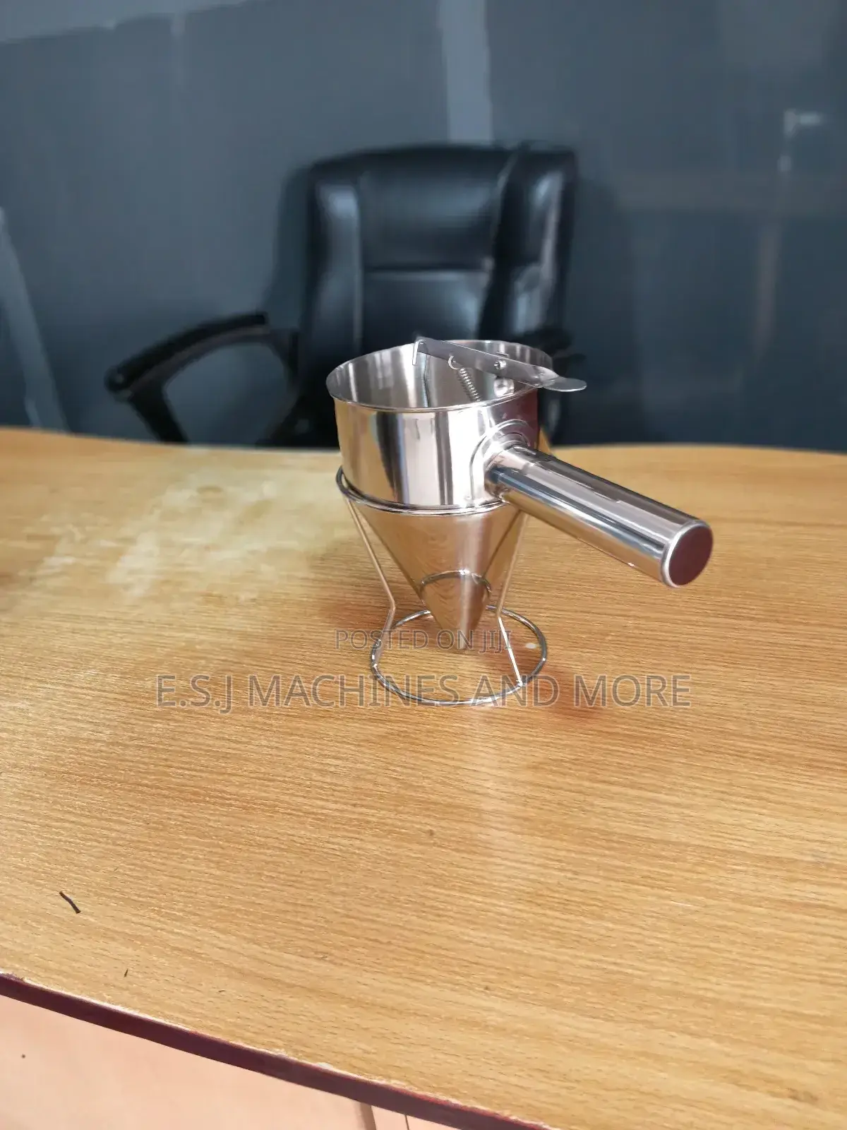 Manual Hand Filling Machine