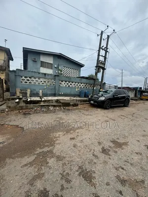 Photo - 3bdrm Block of Flats in Secured Estate Off for sale