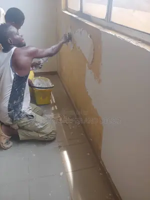 Level Up Your Walls With Mr. Putty Screeding