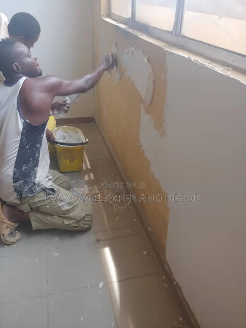 Level Up Your Walls With Mr. Putty Screeding